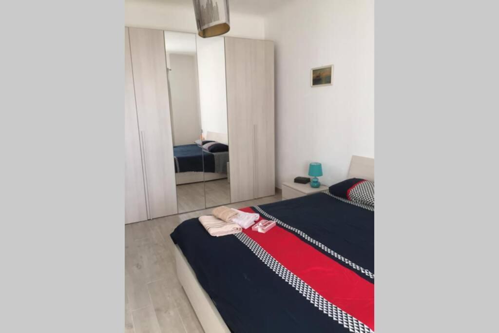 Grand F2 60Mq Centre Antibes, Proche Plages, Commerces, 2 Balcons, Parking, Train, Bus, Deco Vintage, Pet Friendly, Ideal Famille Ou 1-2 Couples Apartment Exterior foto