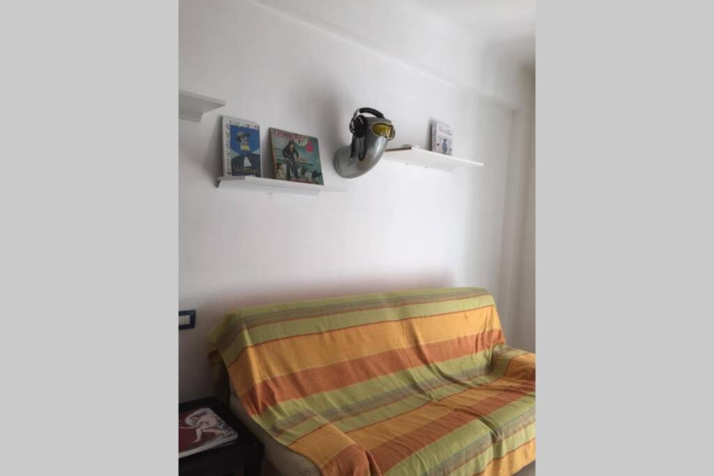 Grand F2 60Mq Centre Antibes, Proche Plages, Commerces, 2 Balcons, Parking, Train, Bus, Deco Vintage, Pet Friendly, Ideal Famille Ou 1-2 Couples Apartment Exterior foto